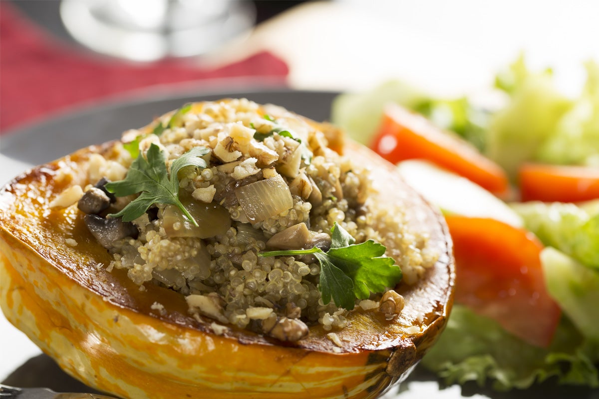 vegetarian acorn squash, fall recipes, healthy fall recipes