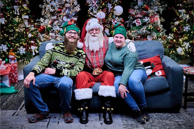 Volunteer at the Festival of Trees