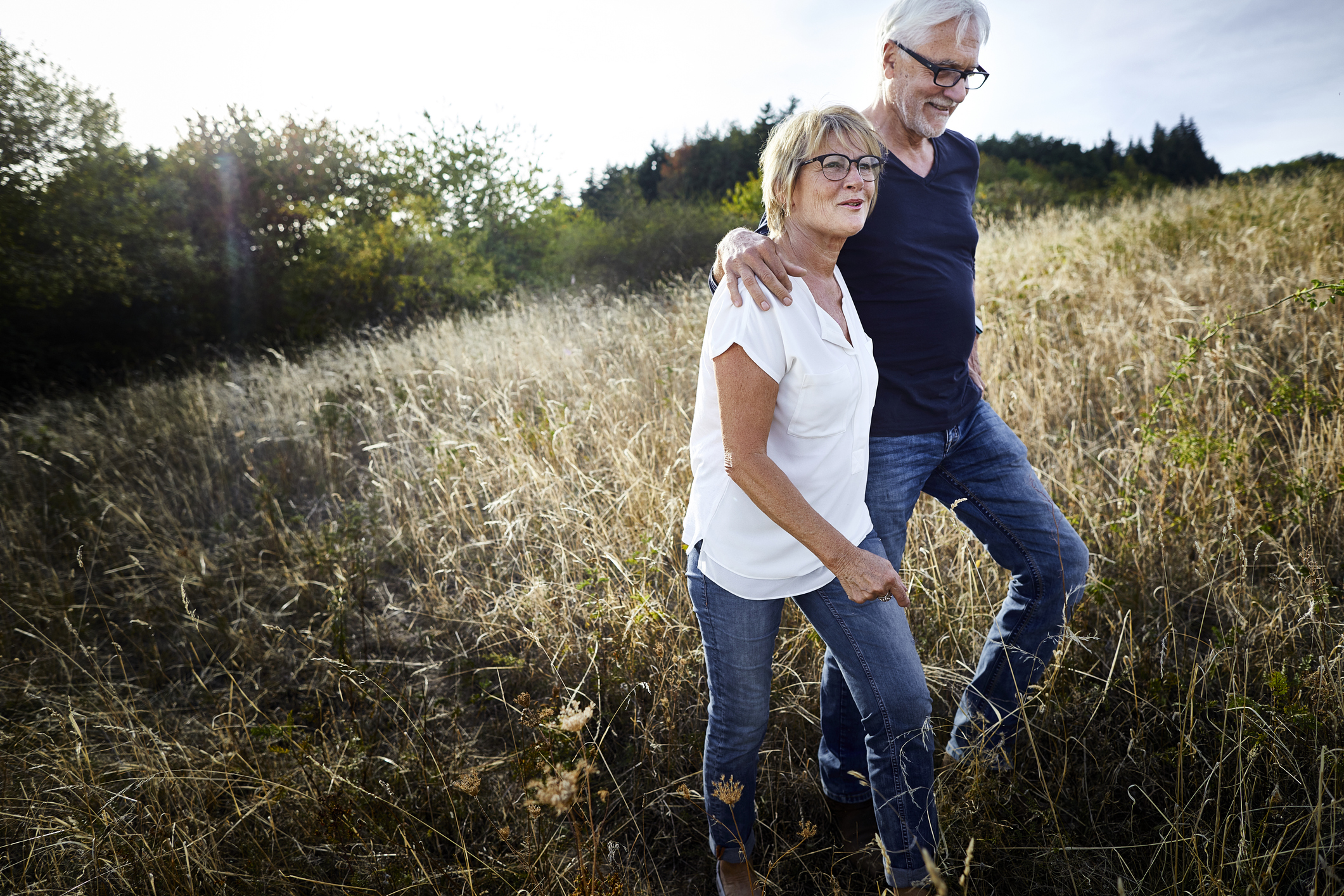 Learn about how to treat your hip and knee joint pain and what solutions are available to you.