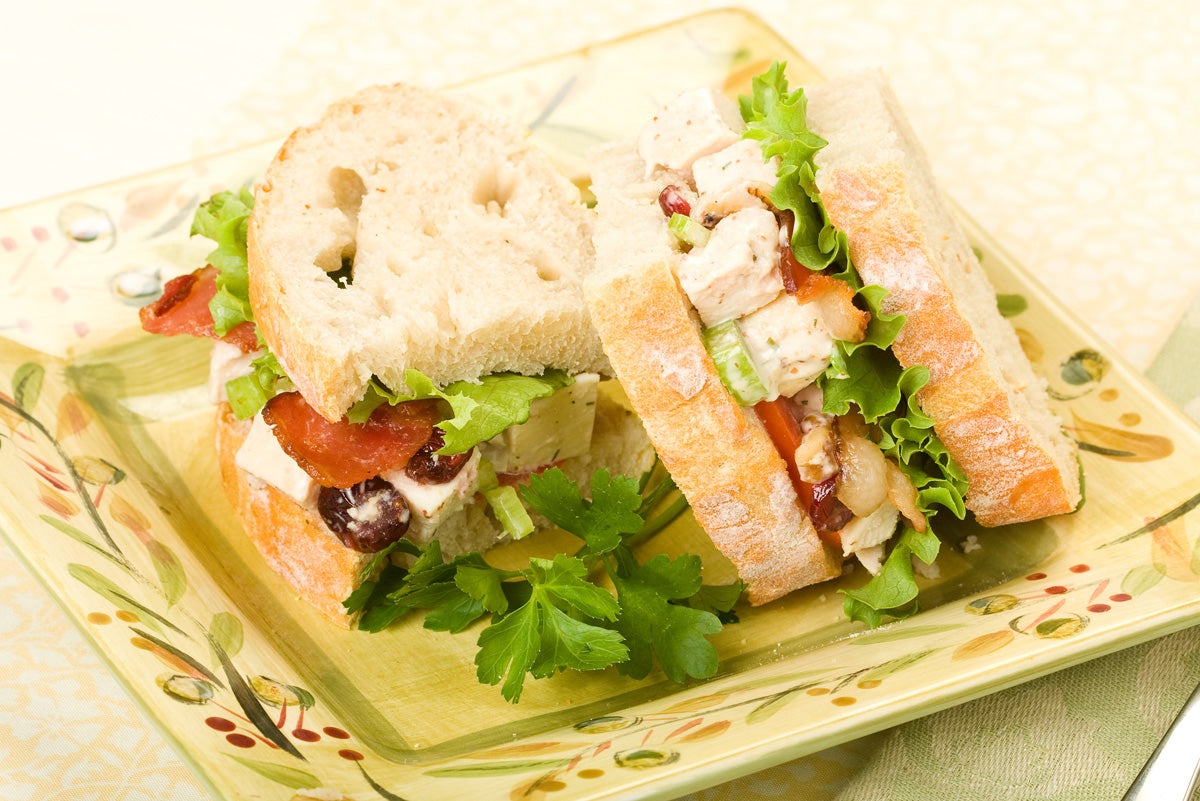 If you're staying away from bed, you can serve this in a lettuce wrap instead.