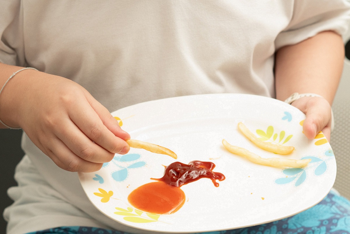 Choosing healthier foods will help you feel full but with fewer calories.
