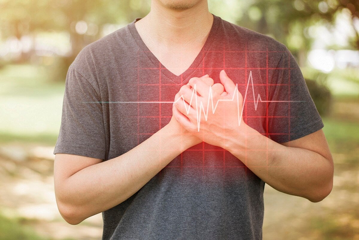 what is cardiac arrest, cardiac arrest, cardiac arrest vs heart attack